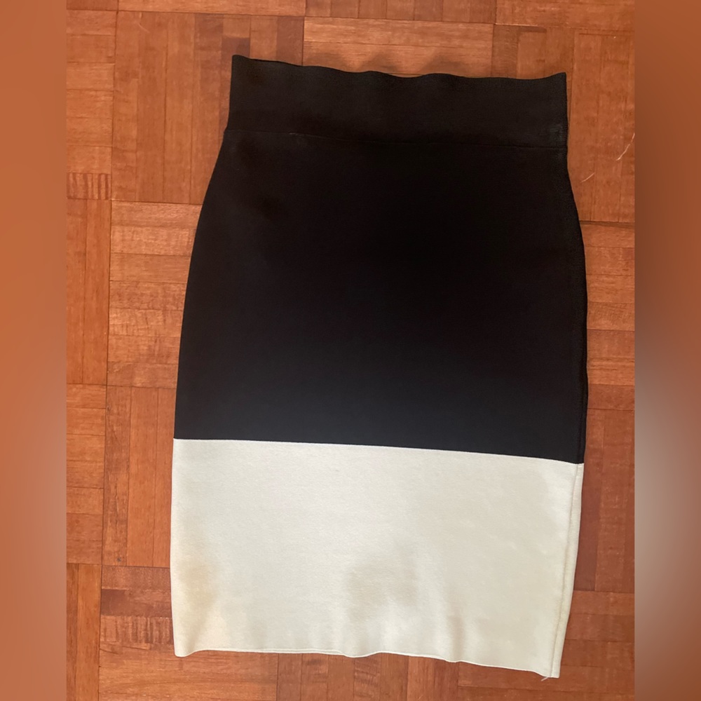BCBG MAXAZRIA BLOCKED COLOUR PENICL SKIRT